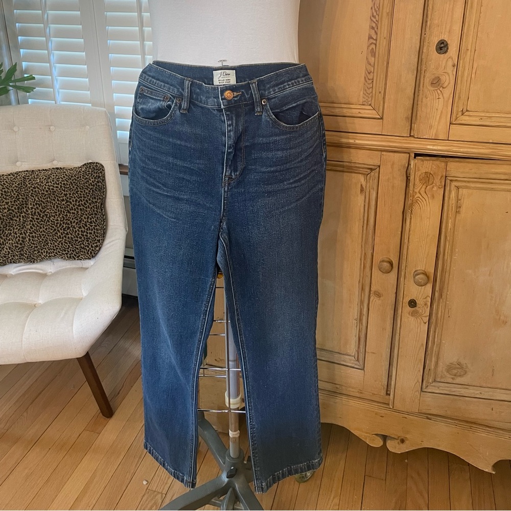 J Crew Billie Demi boot cut. Size 29. Dark wash distress on front only. - Picture 2 of 10